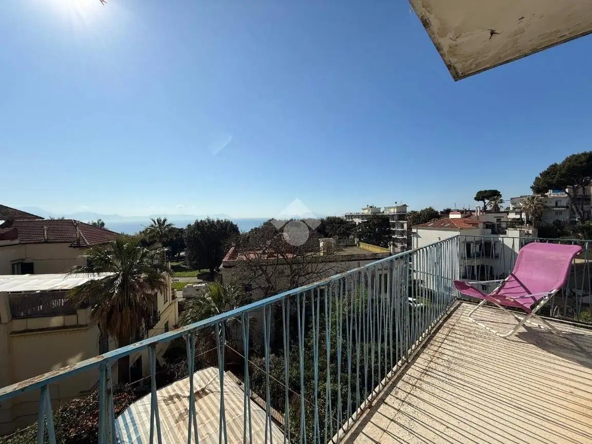 Appartamento in affitto a Napoli