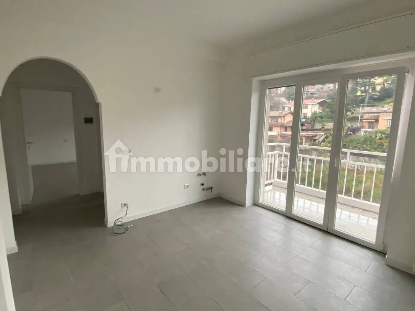 Appartamento in vendita a Gemonio