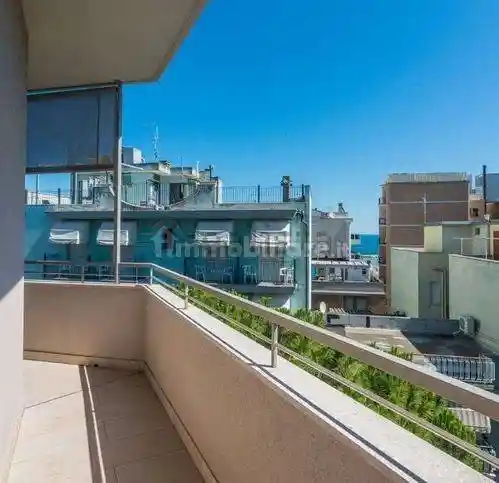 Appartamento in vendita a Gabicce Mare