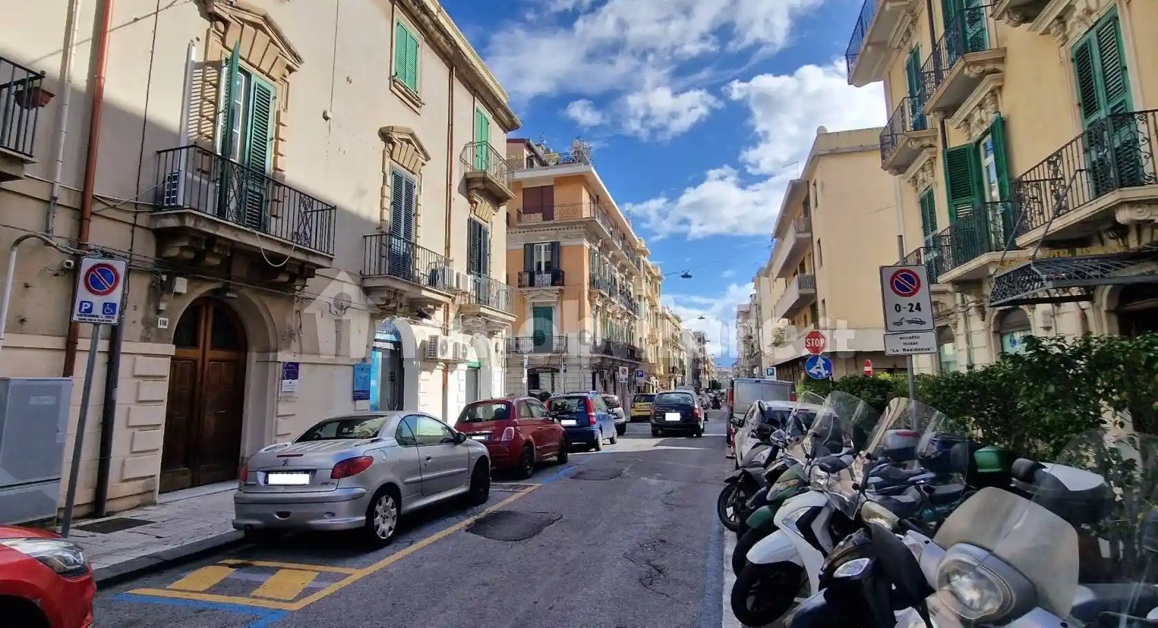 Palazzo - Edificio in Vendita - foto 2