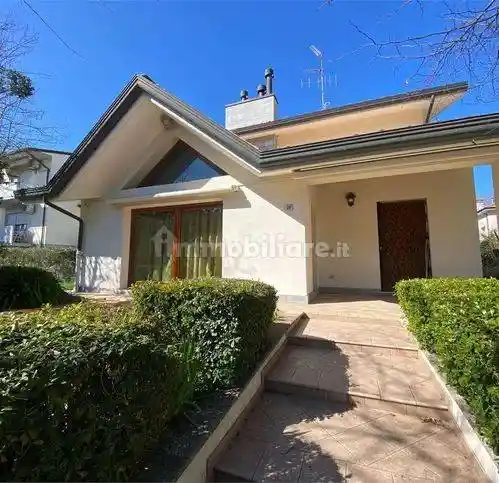 Villa in vendita a Cervia