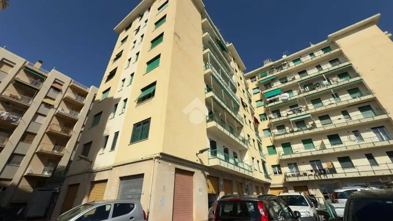 Appartamento in vendita a Genova