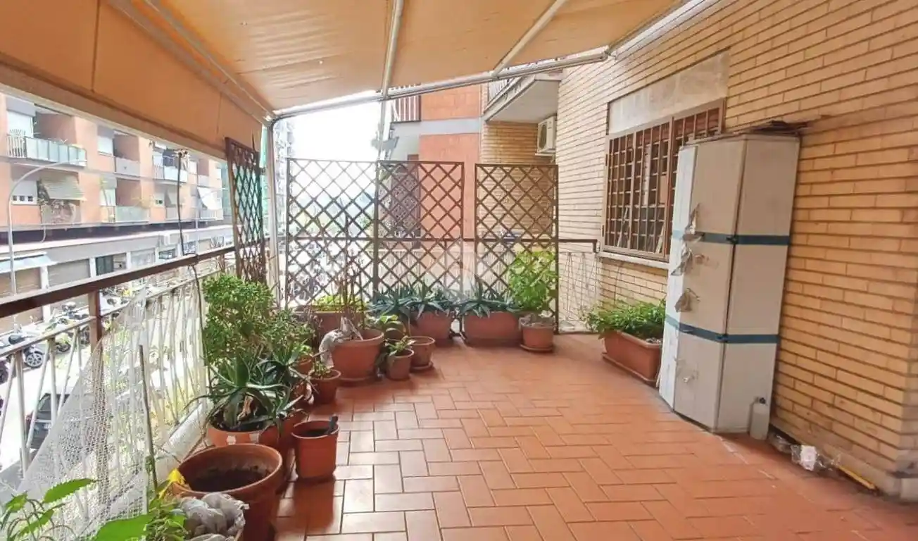 Appartamento in vendita a Roma