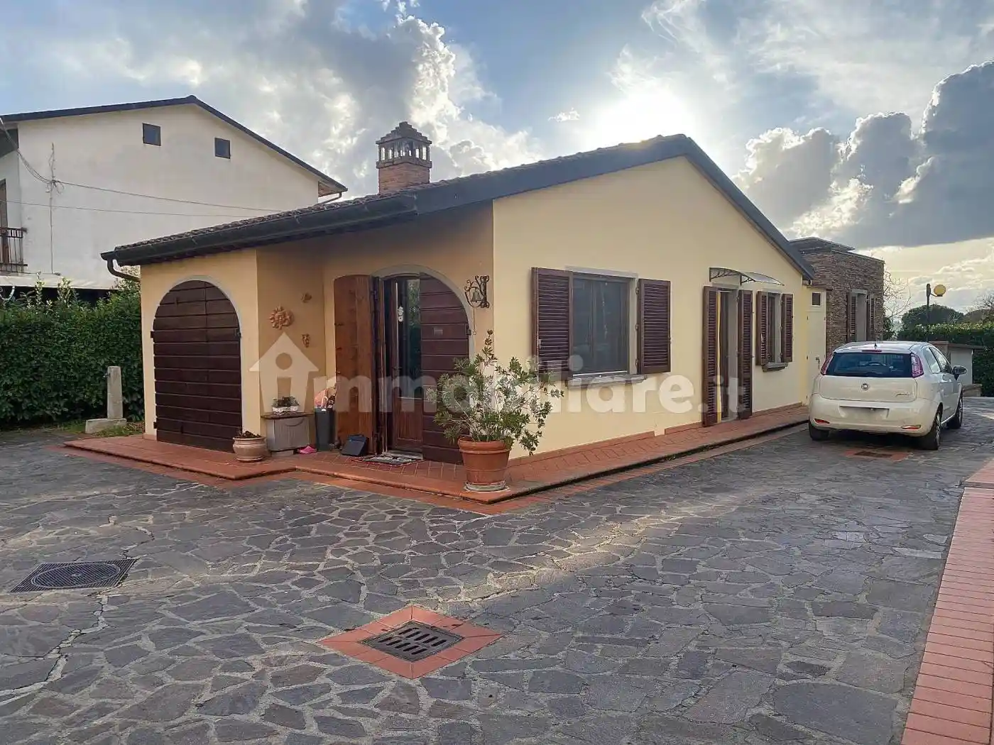 Villa in vendita a Arezzo