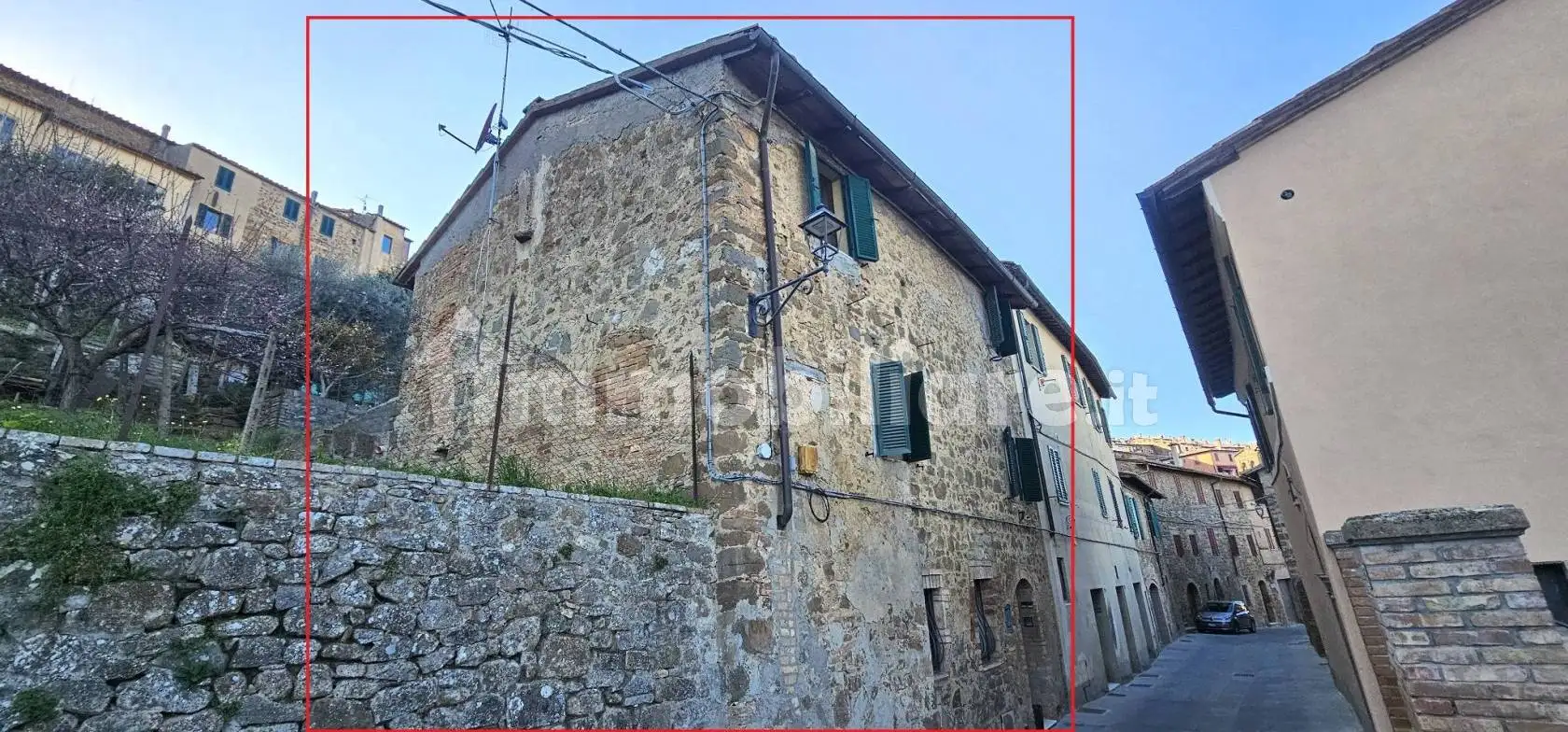 Appartamento in vendita a Montalcino