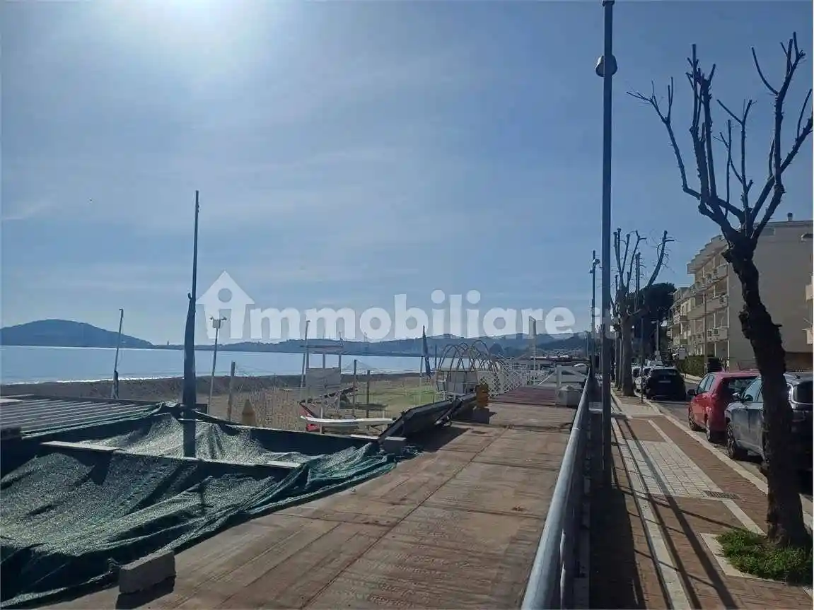 Appartamento in affitto a Formia