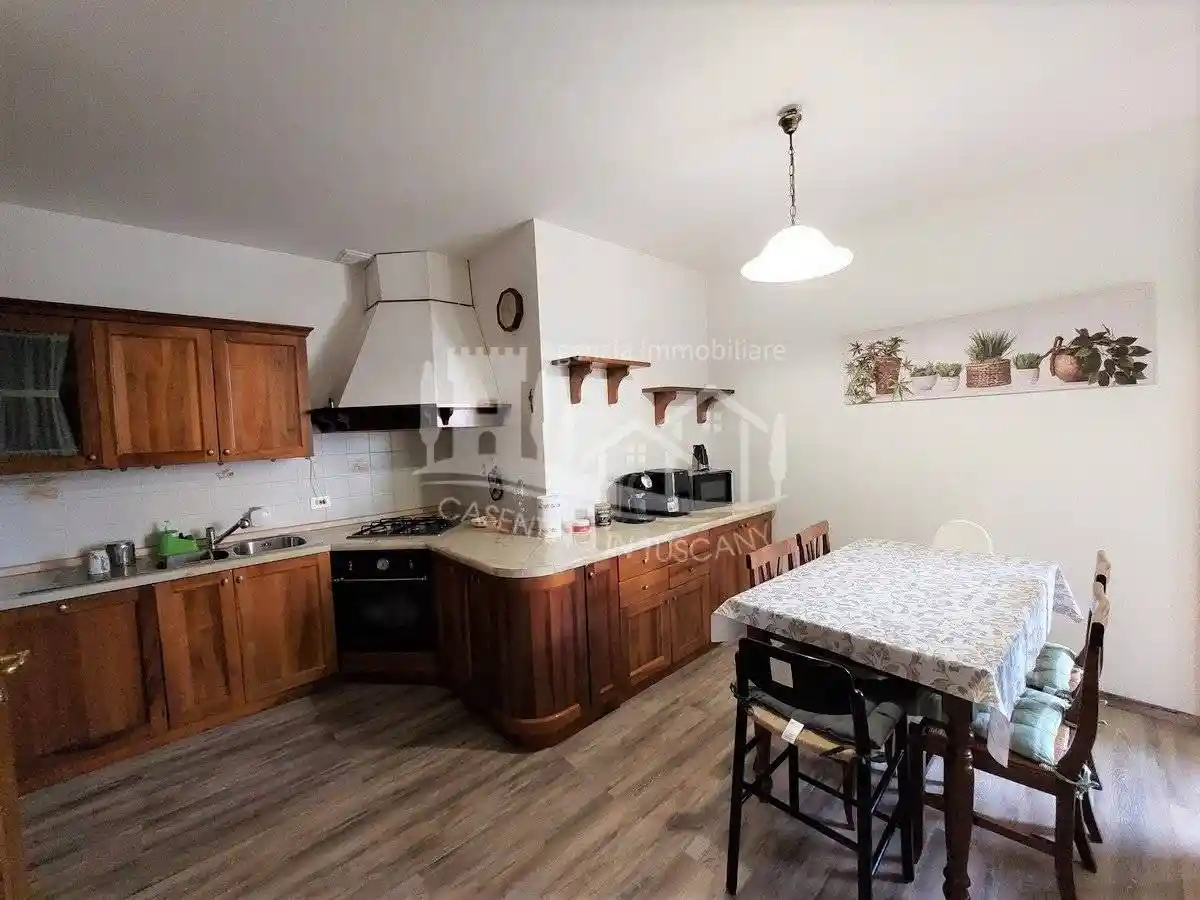 Appartamento in vendita a Pratovecchio e Stia