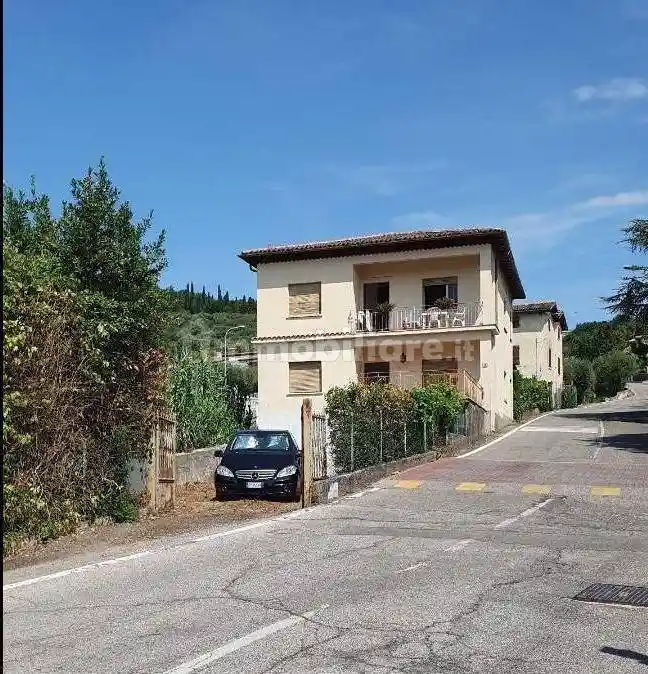 Casa indipendente in vendita a Garda