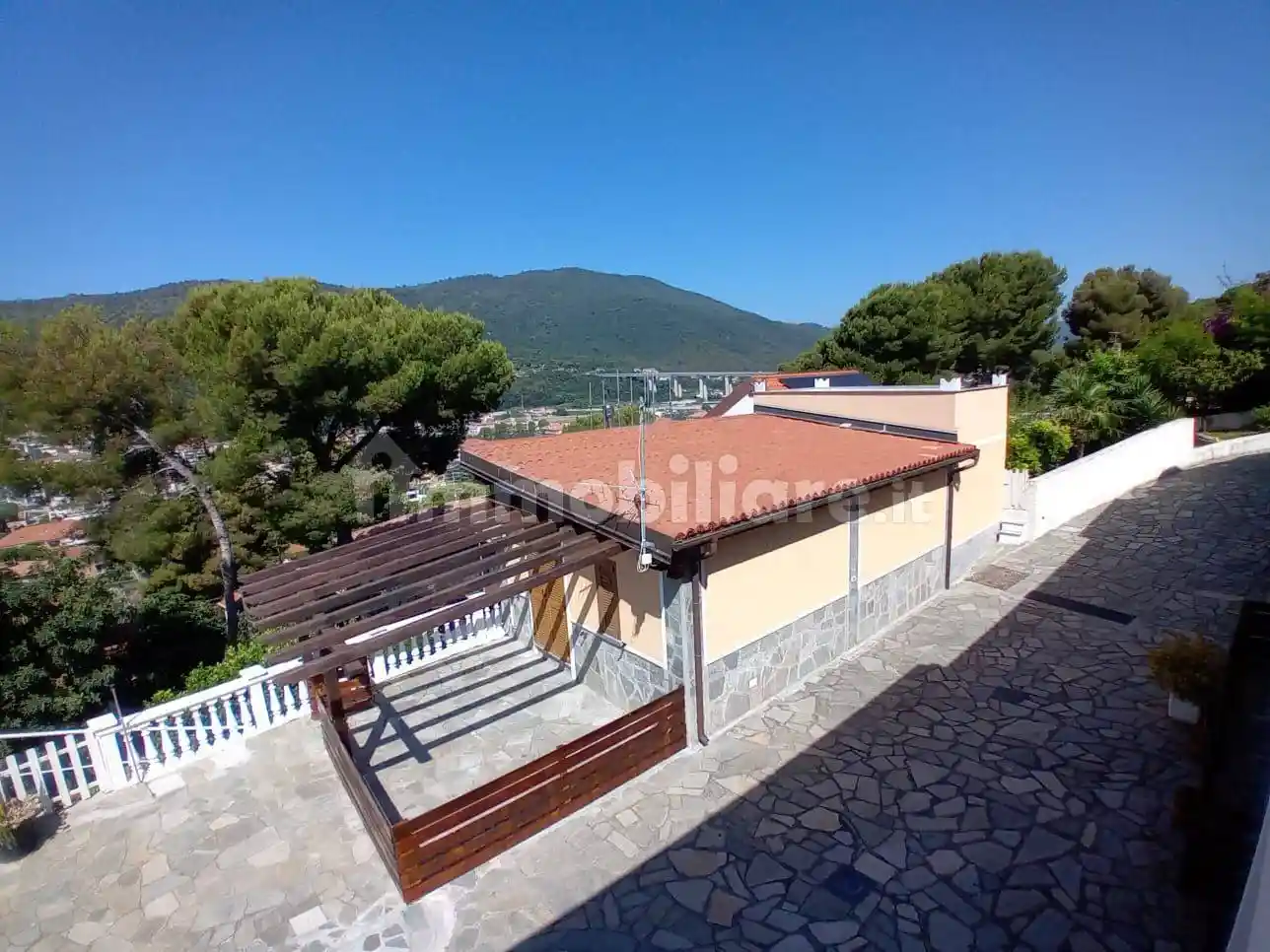 Villa in vendita a Andora