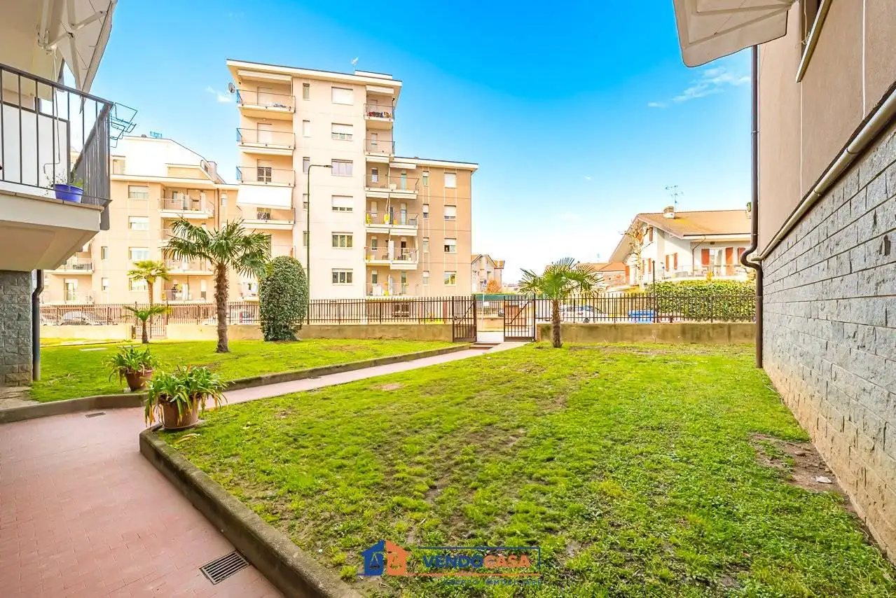 Appartamento via Francesco Costa 10, Centro, Saluzzo - foto 4