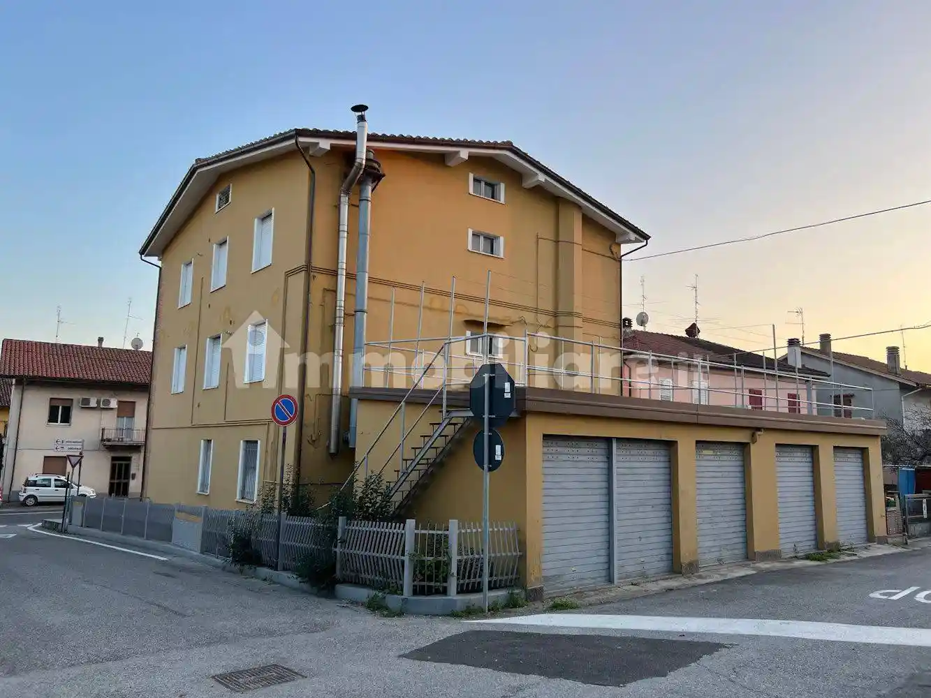 Villa plurifamiliare via Borgo Santa Maria, Borgo Santa Maria, Pesaro - foto 4