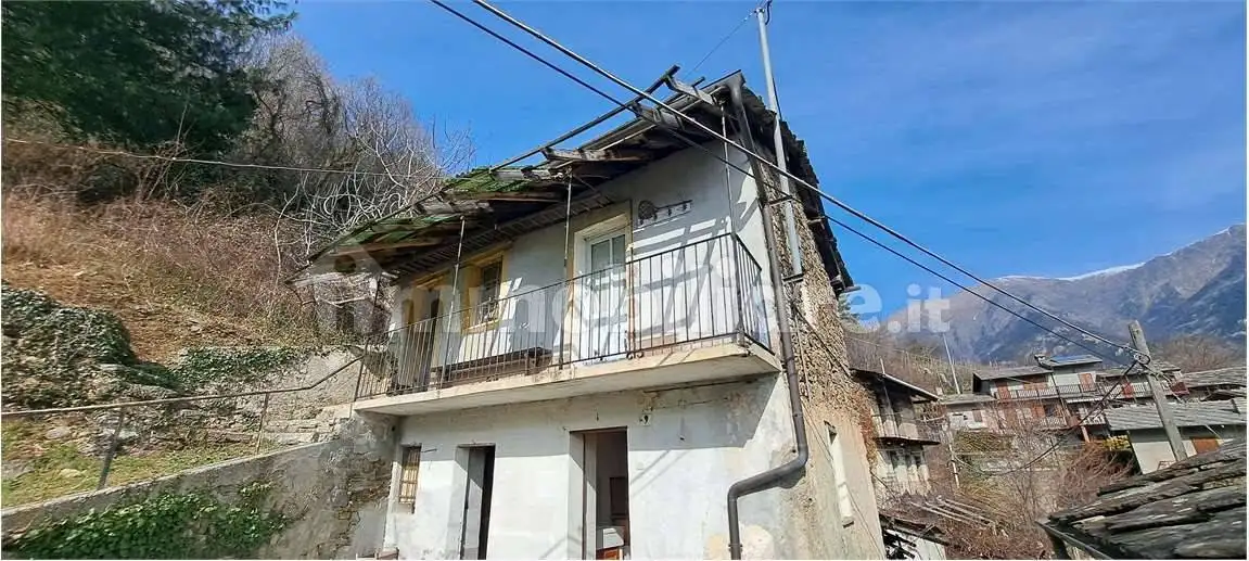 Rustico - Casale in vendita a Pomaretto