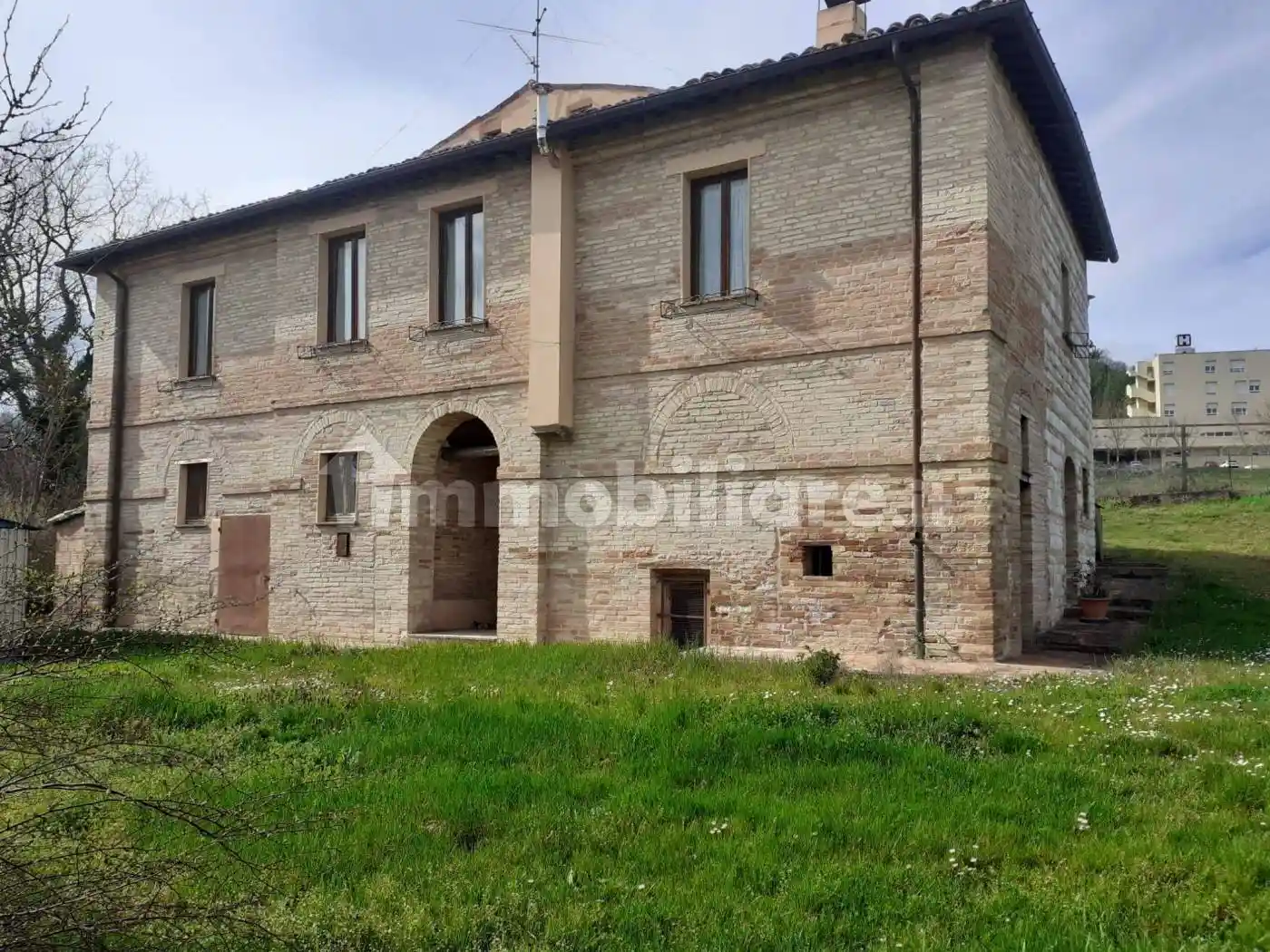Rustico - Casale in vendita a Pergola