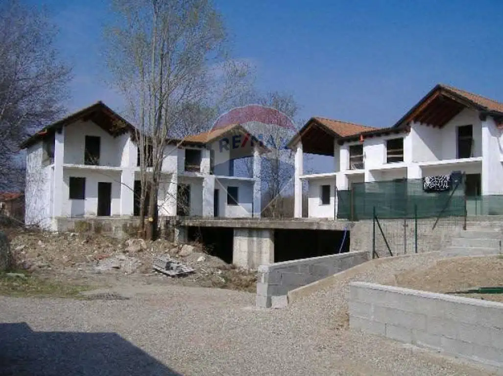 Villa bifamiliare via Valazza SNC, Baraggia, Boca - foto 5