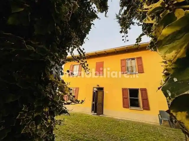 Casa indipendente in vendita a Busseto