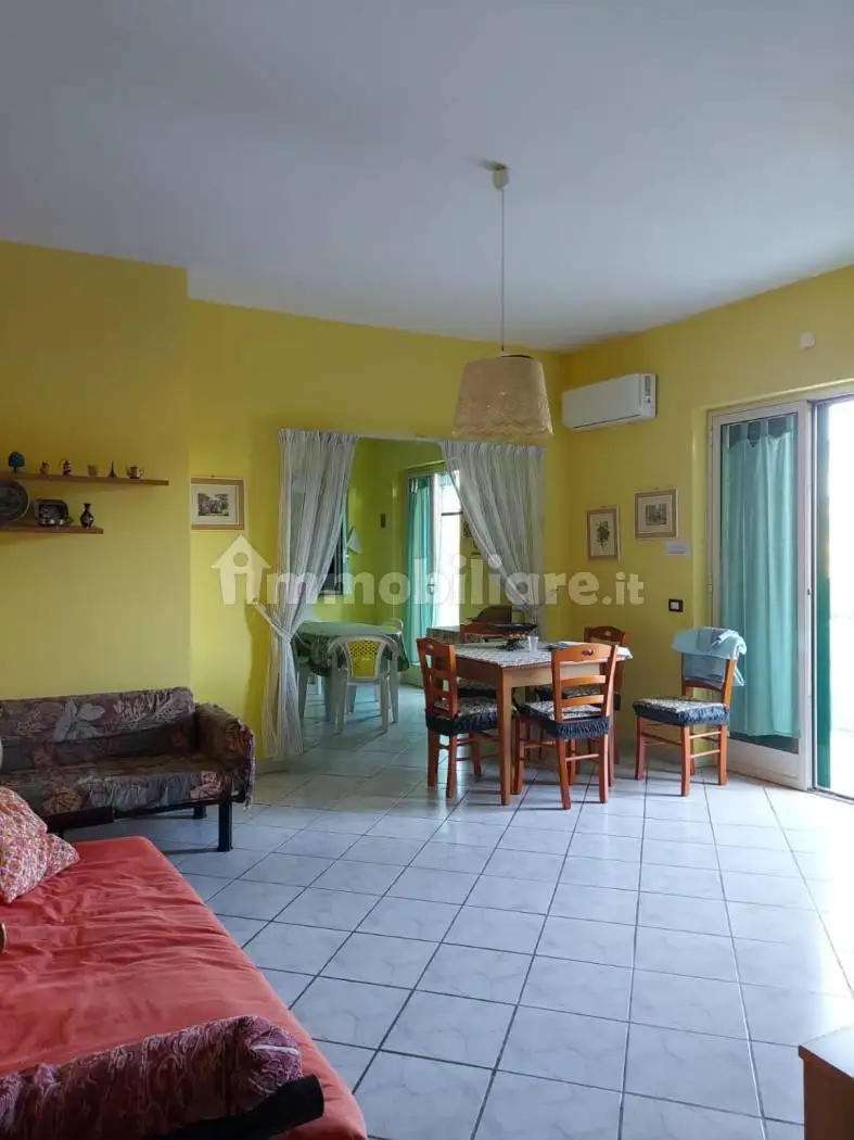 Appartamento in affitto a Ribera