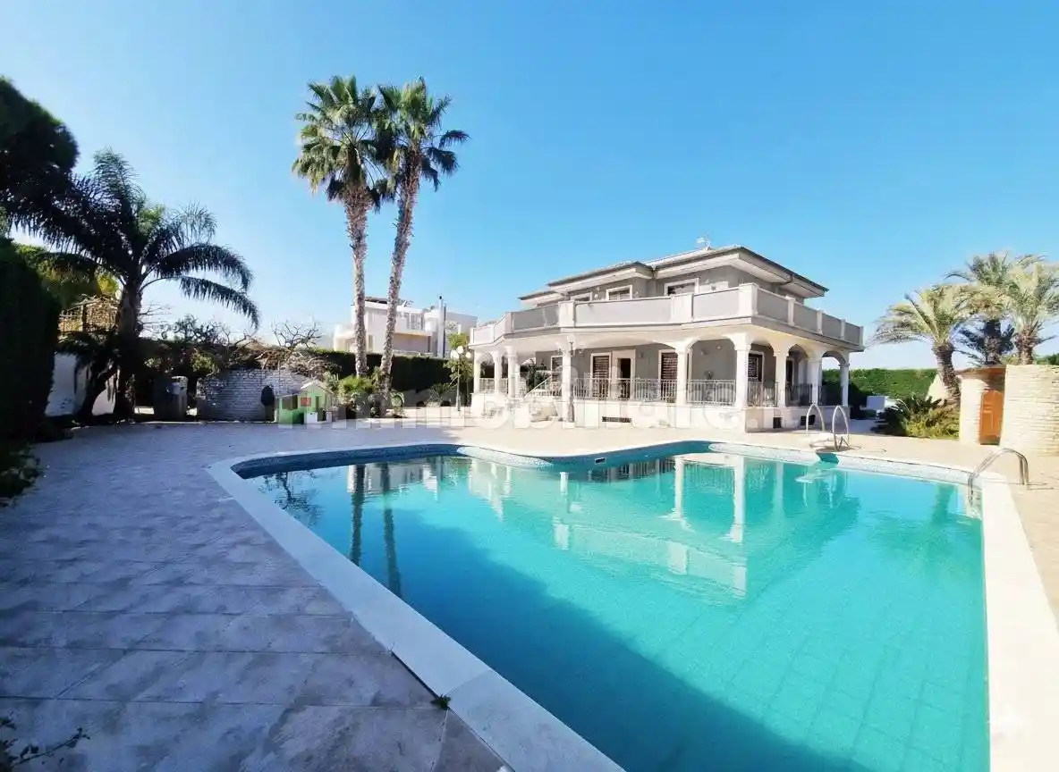 Villa in vendita a Trani