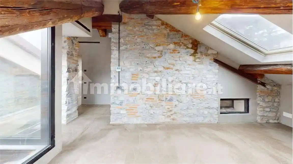 Attico - Mansarda in vendita a Como