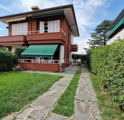 Villa in vendita a Pietrasanta