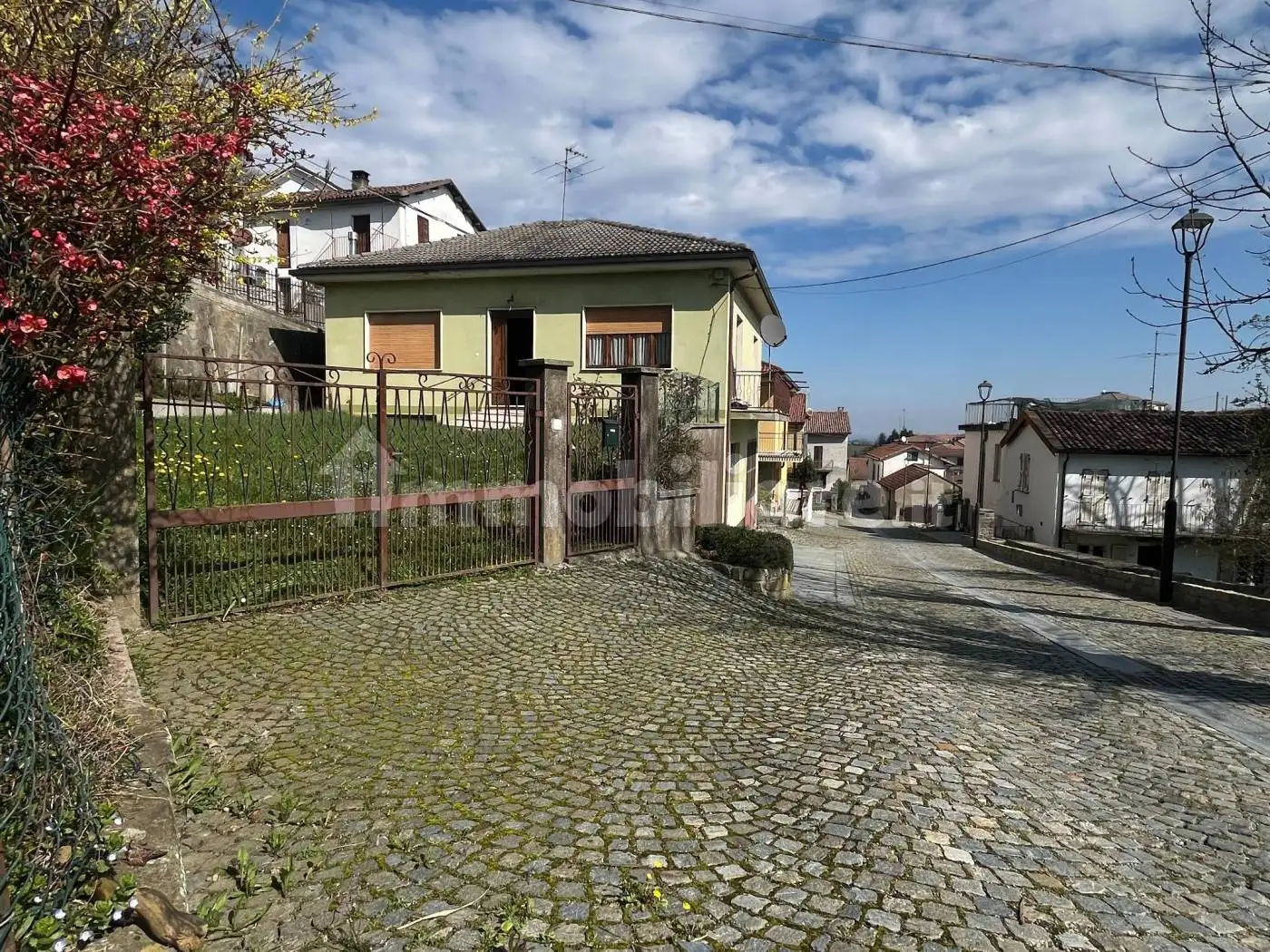 Villa in vendita a Cassinasco