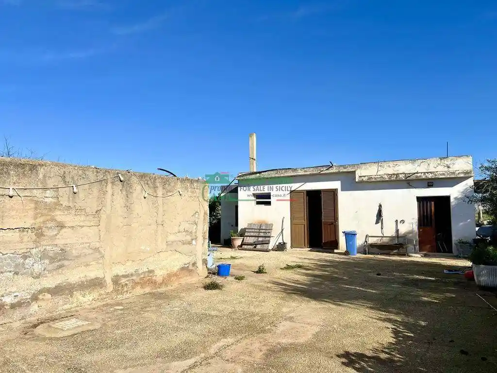 Casa indipendente in vendita a Santa Croce Camerina