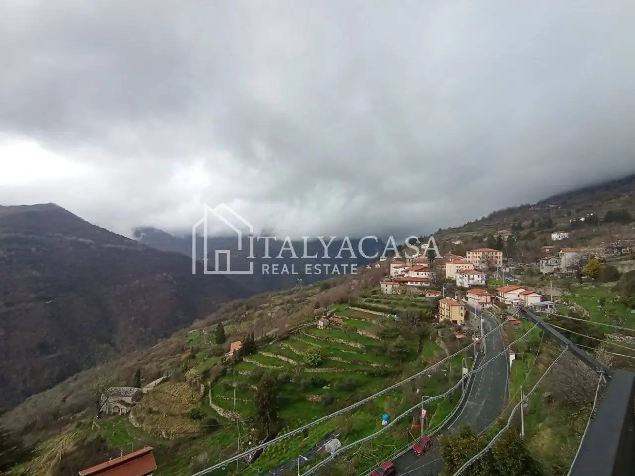 Casa indipendente in vendita a Triora