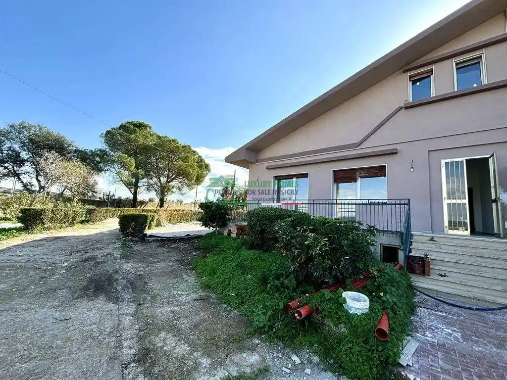 Casa indipendente in vendita a Ragusa