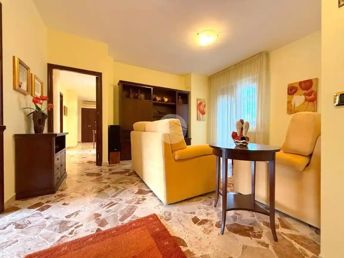 Appartamento in vendita a Palermo