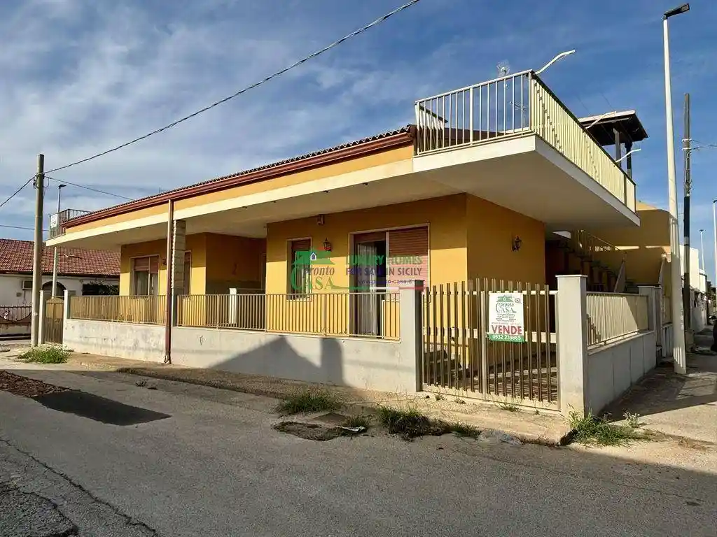 Casa indipendente in vendita a Santa Croce Camerina