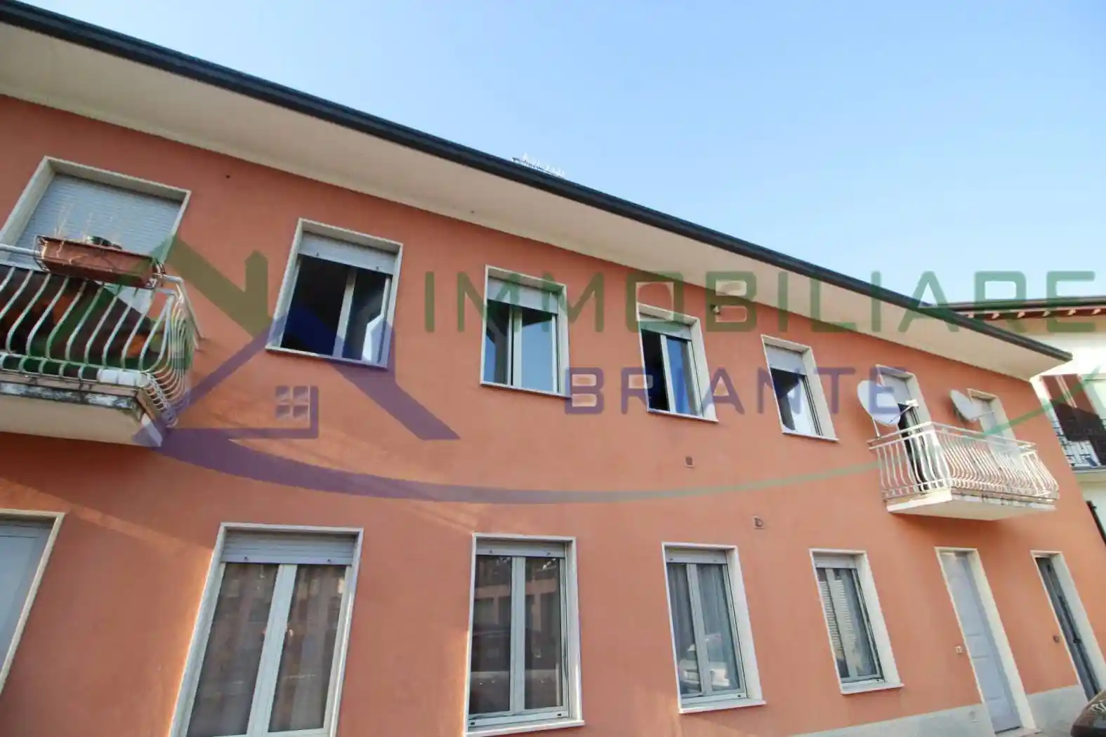 Appartamento in vendita a Travedona-Monate