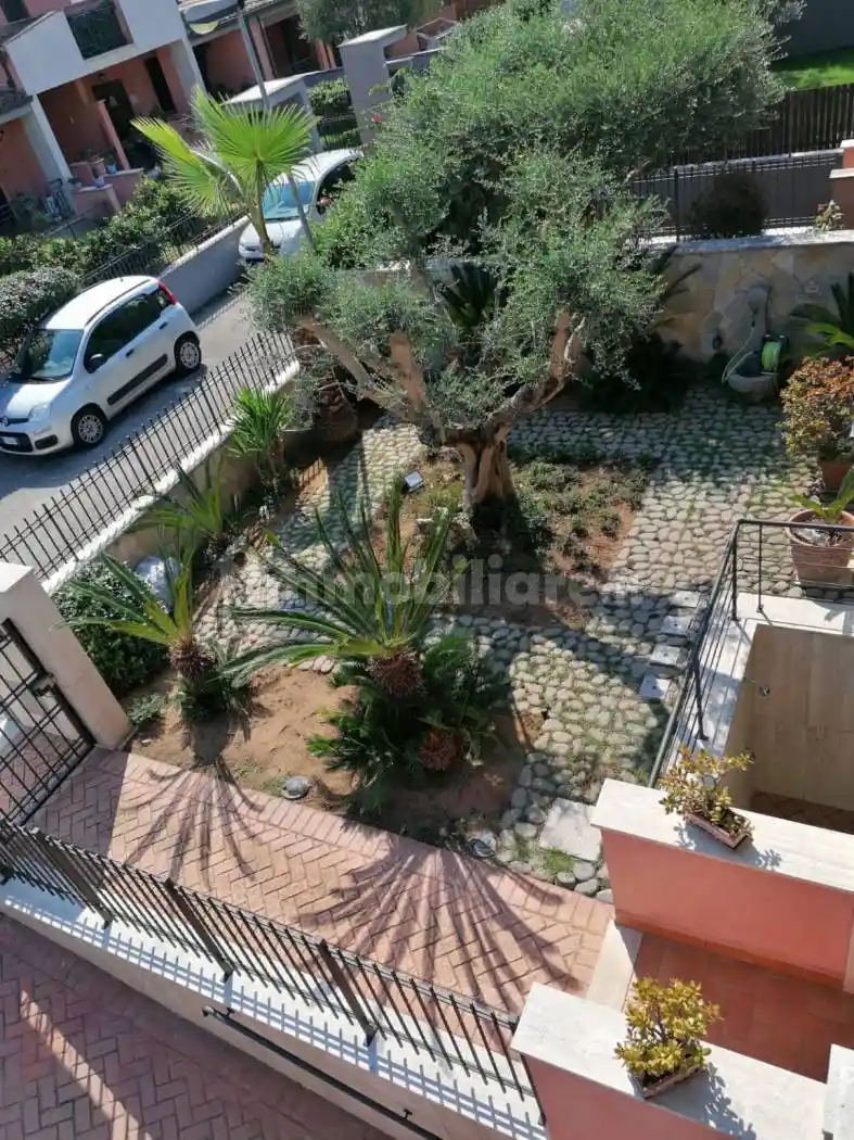 Villa a schiera Strada Foce Verde 714, Borgo Sabotino, Latina - foto 4