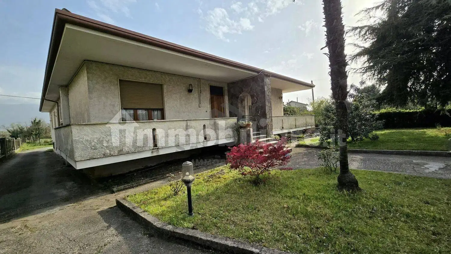 Villa in vendita a San Salvatore Telesino