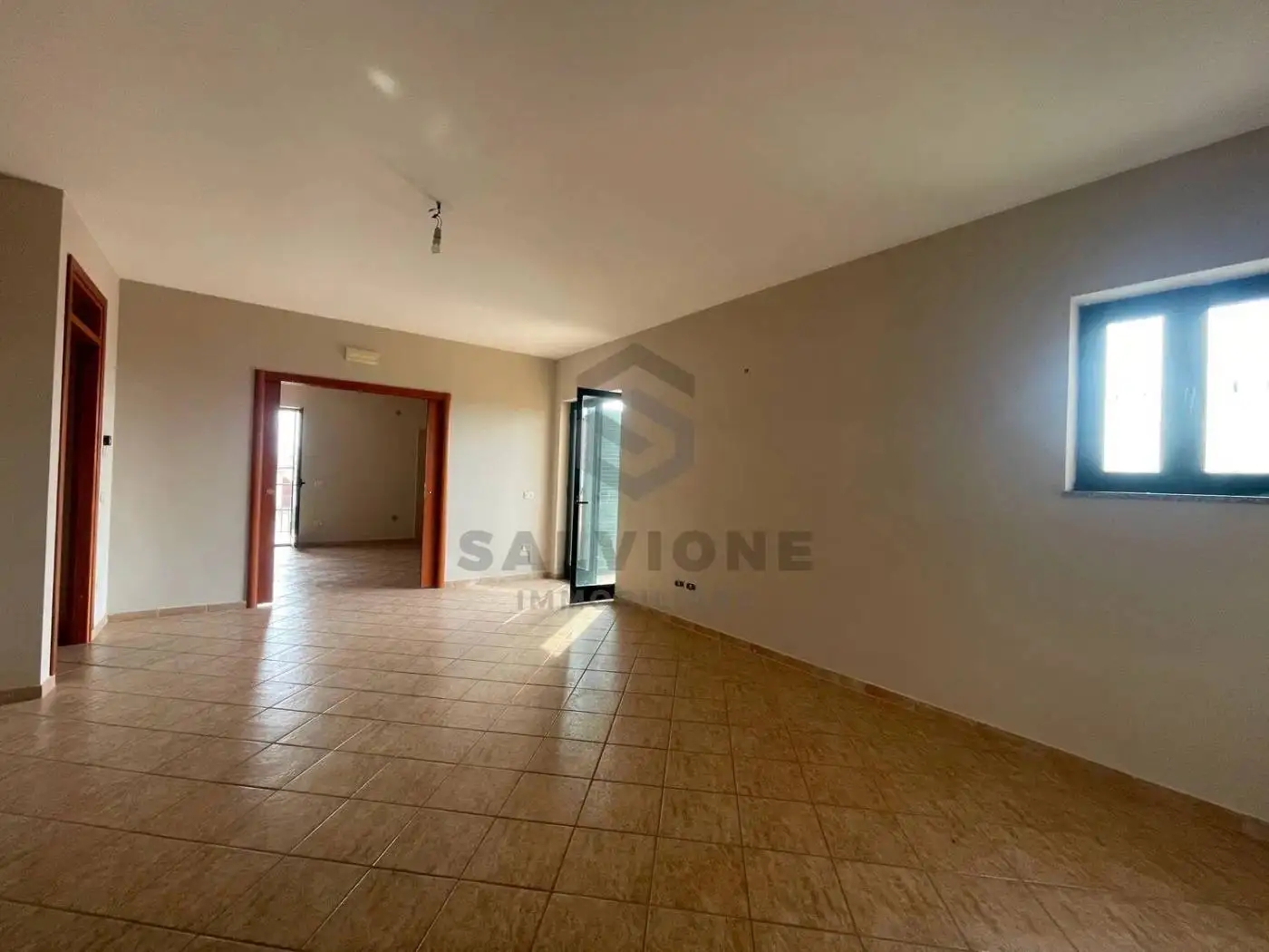 Appartamento in vendita a Amorosi