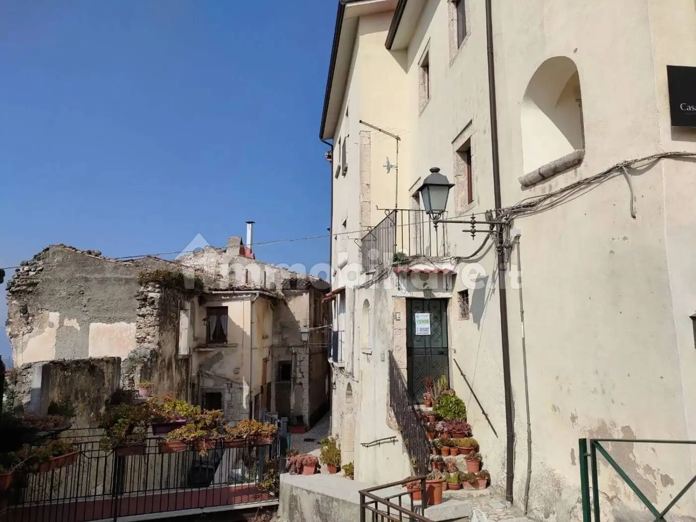 Villa in vendita a Guardia Sanframondi