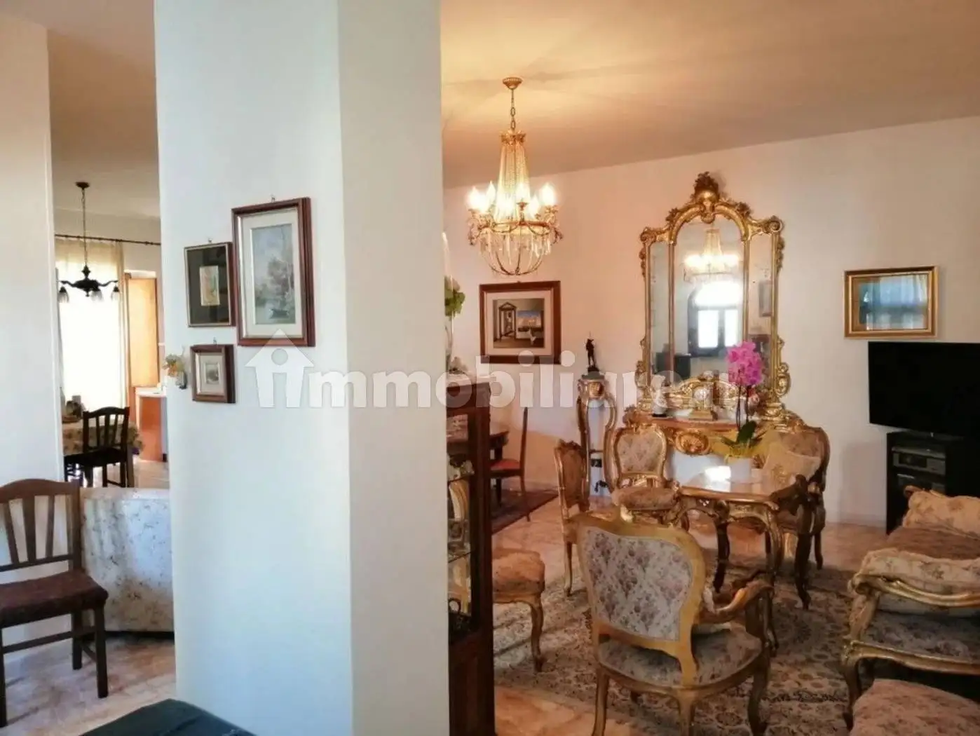 Villa in vendita a Amorosi