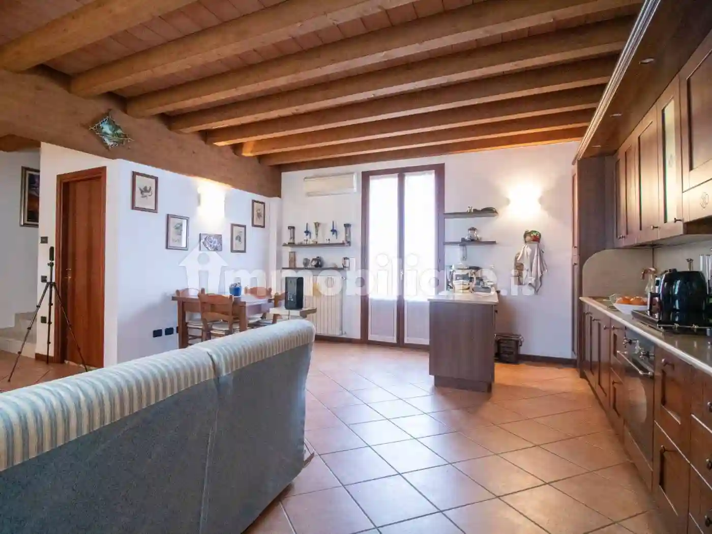 Casa indipendente - foto 2