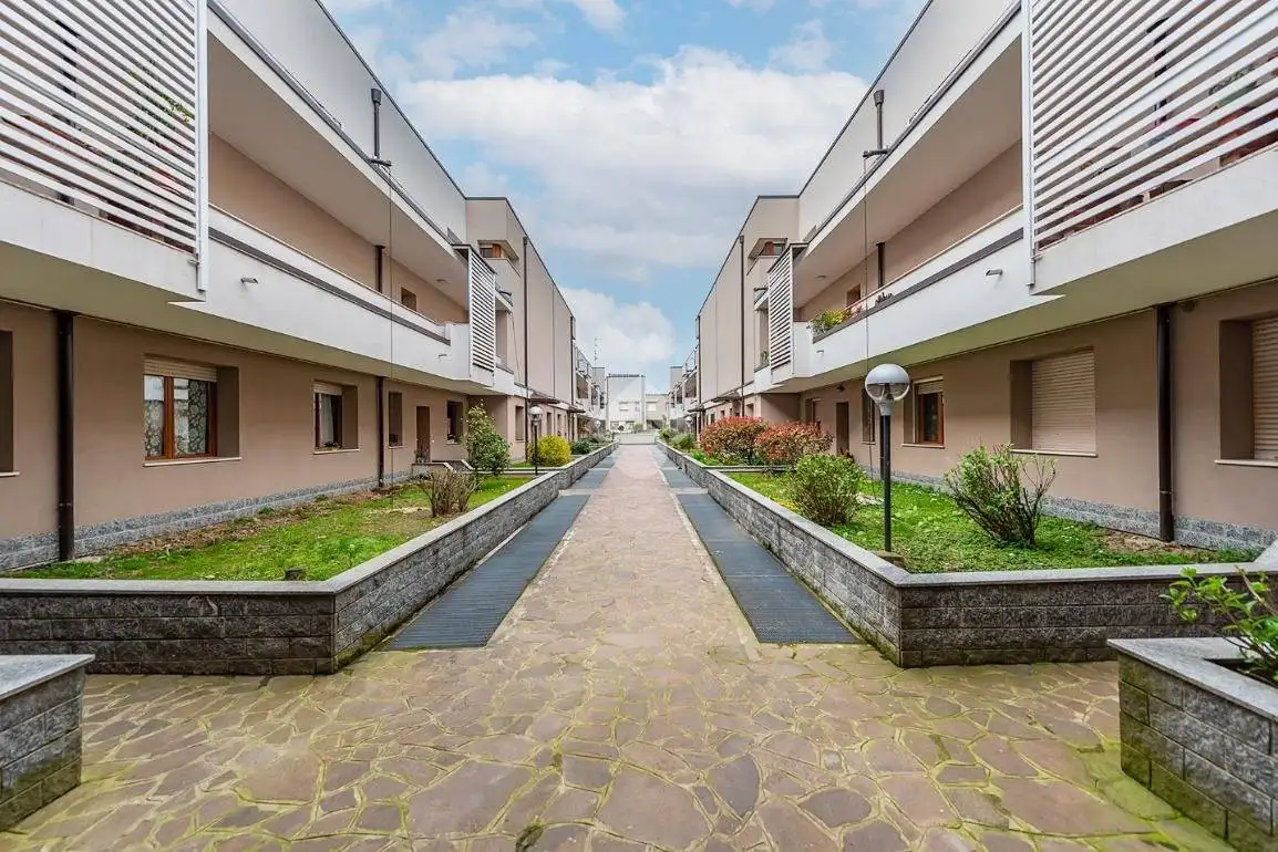 Attico - Mansarda in affitto a Arese