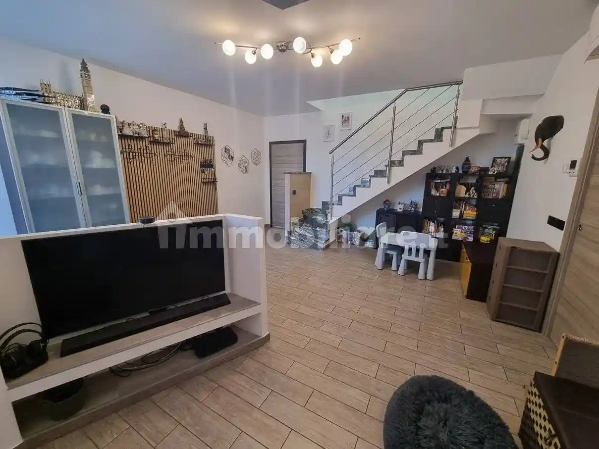 Appartamento in vendita a Limbiate