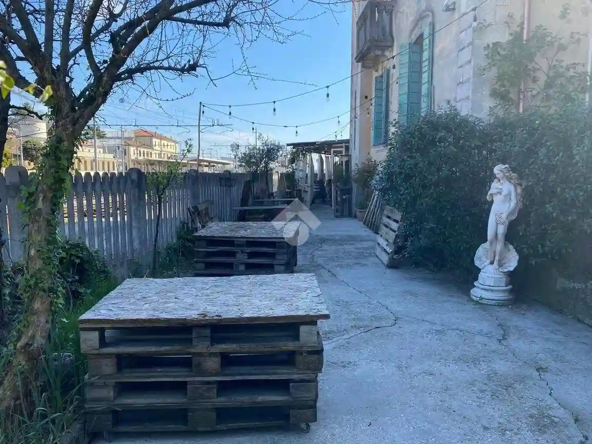 Palazzo - Edificio - foto 2