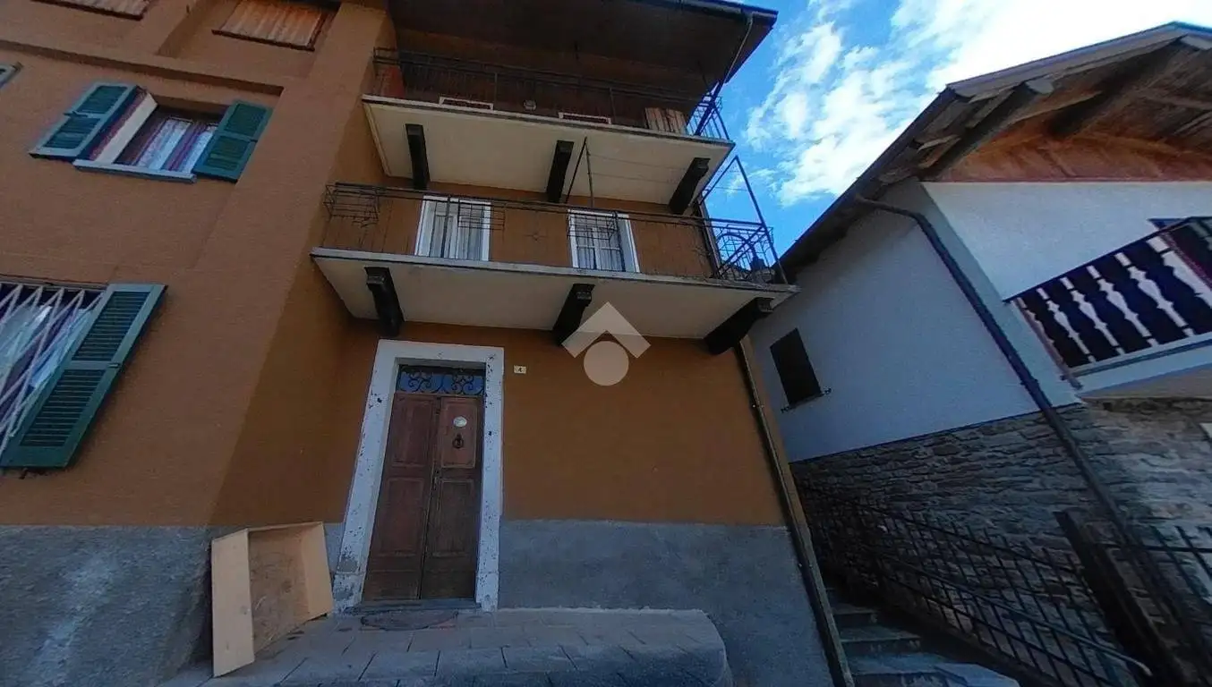 Appartamento in vendita a Rasura