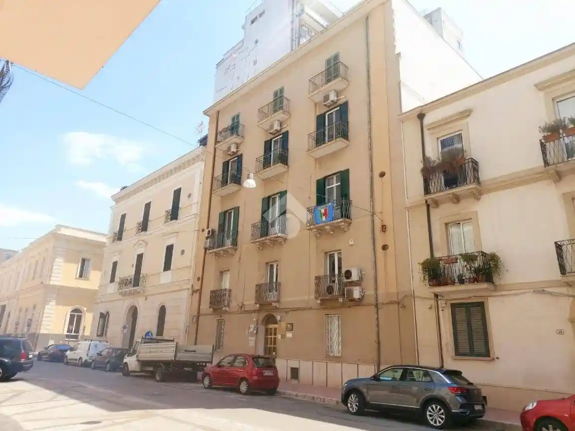 Appartamento in vendita a Taranto