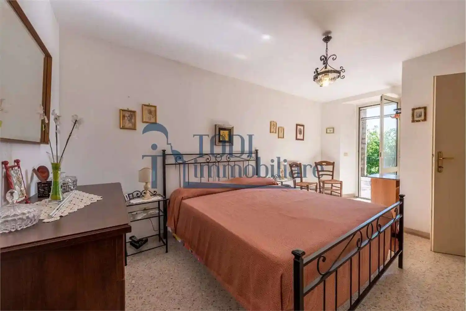 Villa in vendita a Todi