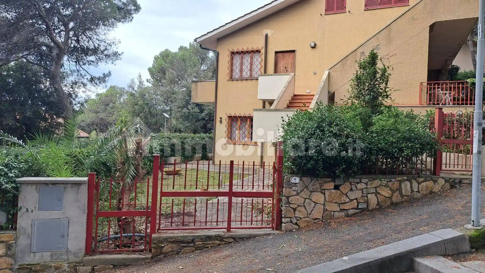 Appartamento in vendita a Rosignano Marittimo