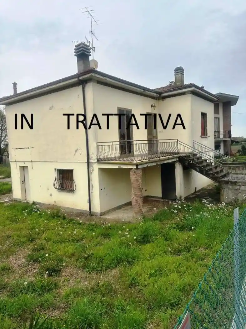 Villa in vendita a Massa Lombarda