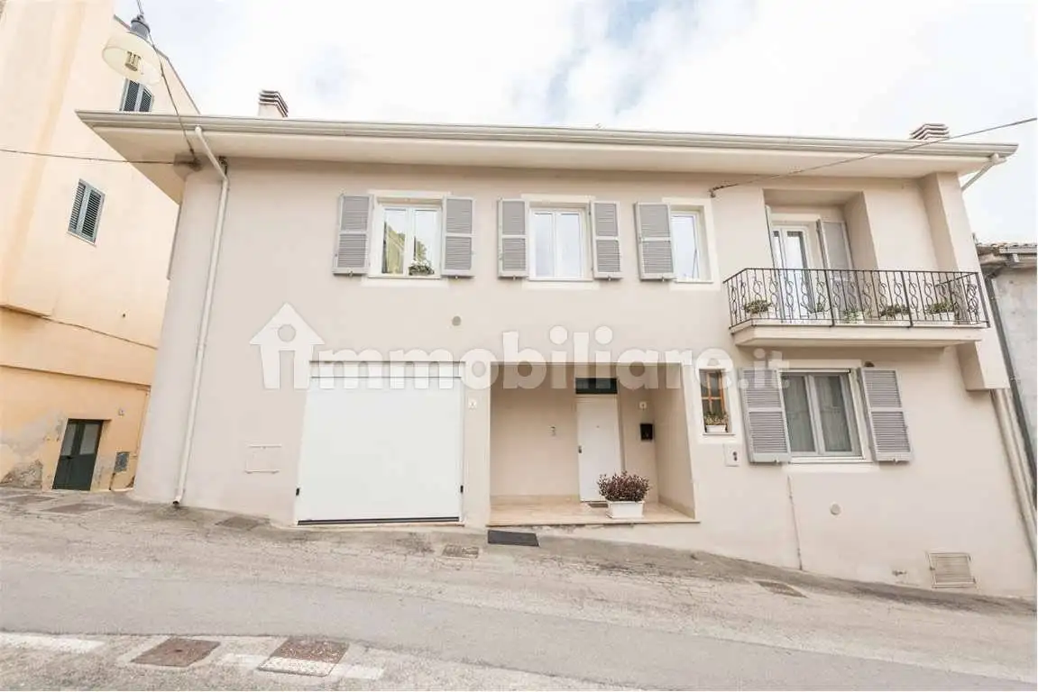 Casa indipendente in vendita a Picciano