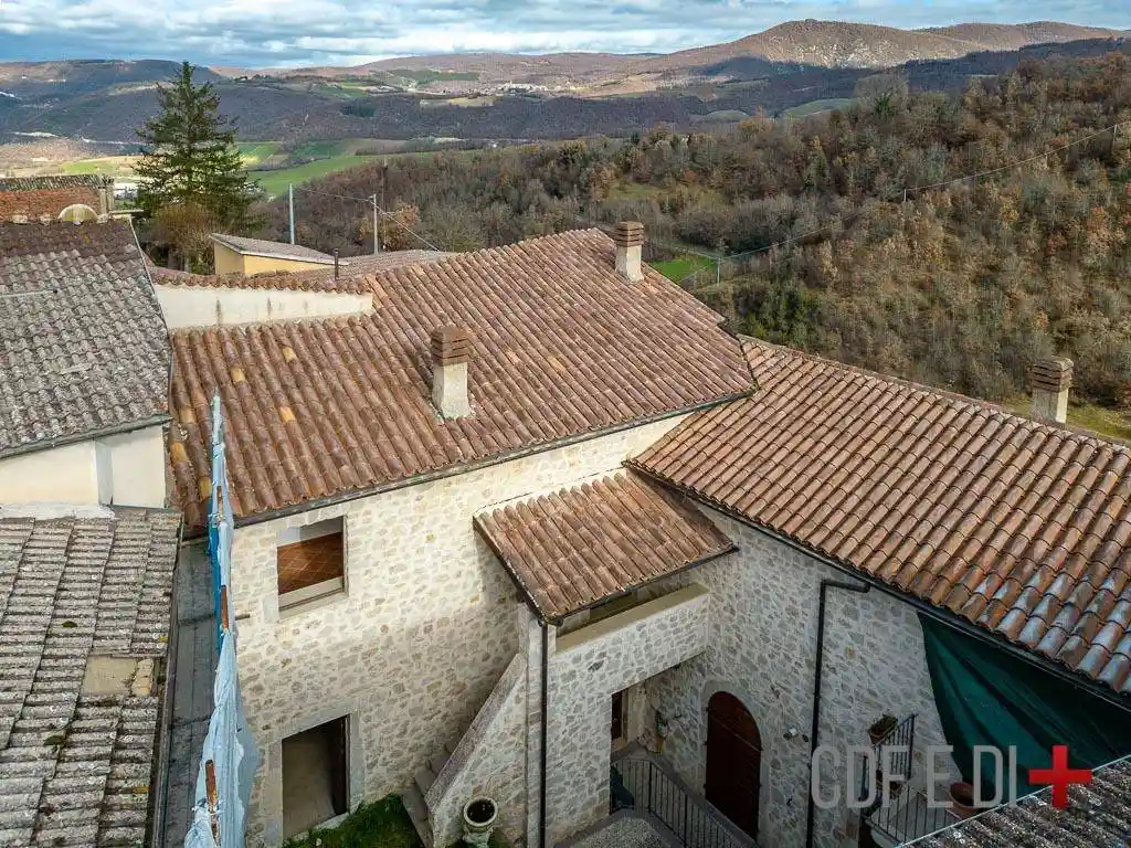 Trilocale Località Sciedi, Cascia - foto 2