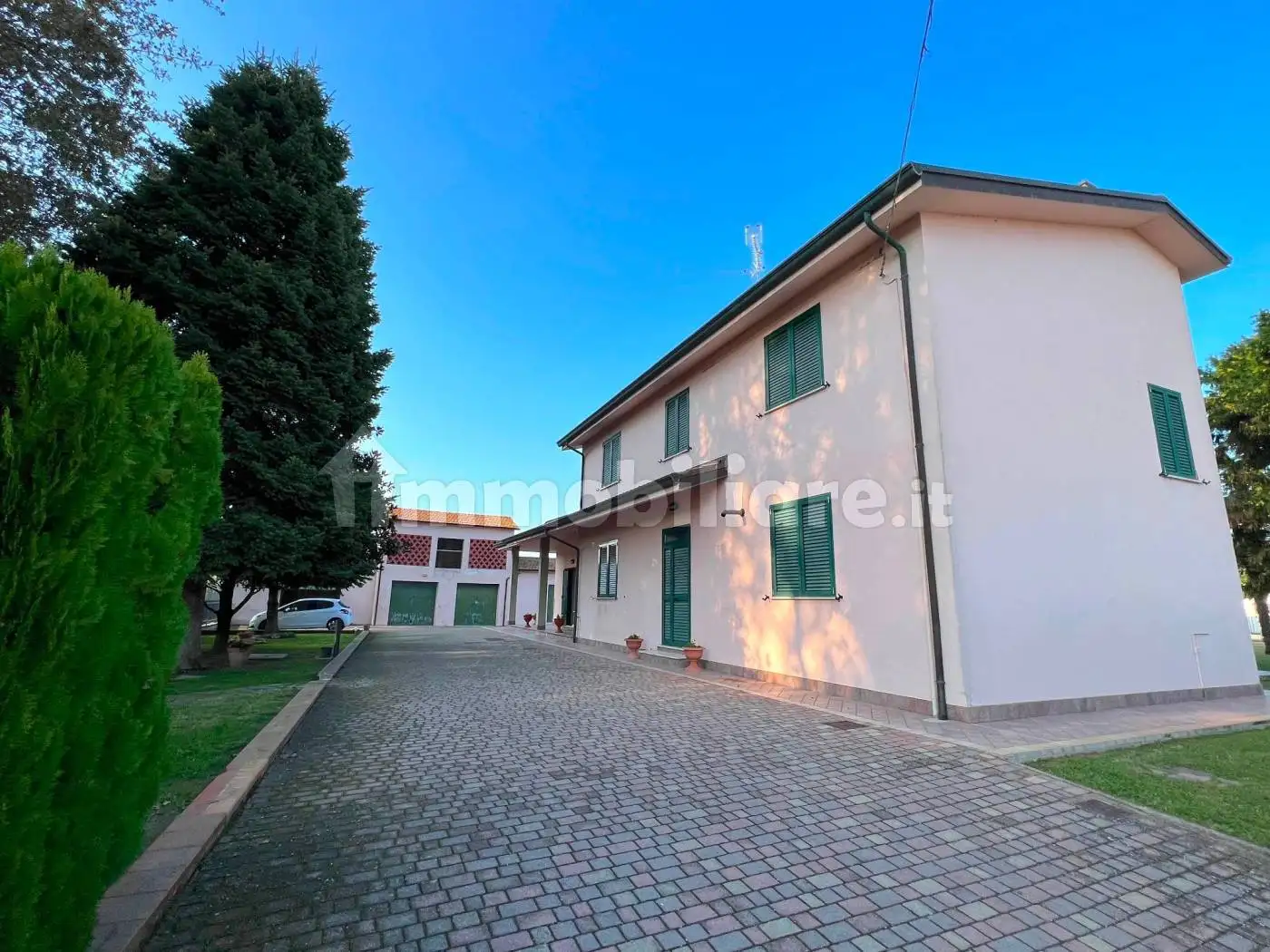 Villa in vendita a Argenta