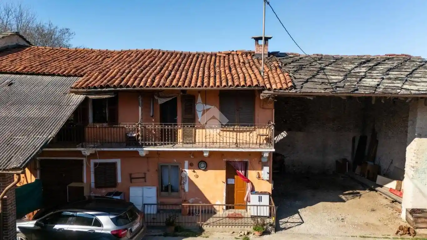 Terratetto plurifamiliare via Chiesa 13, Envie - foto 2