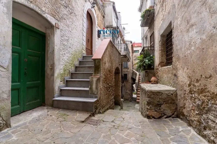 Appartamento in vendita a Camerota