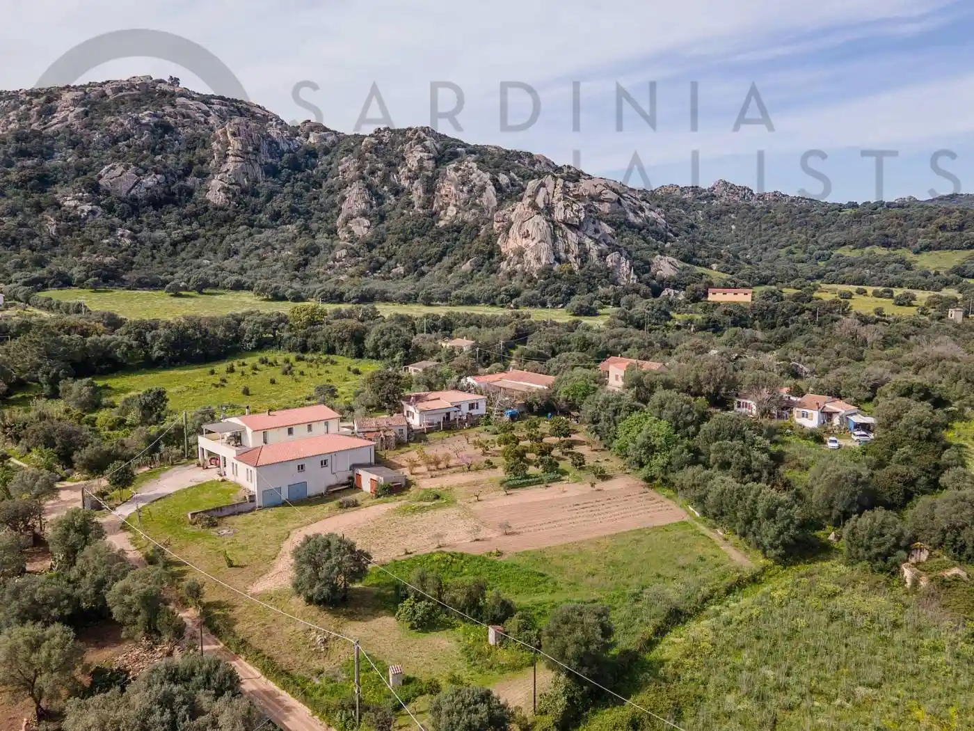 Villa bifamiliare via Monti Diana 24, San Giovanni, Sole Ruiu, Olbia - foto 3